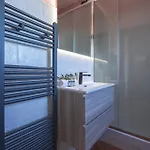 Skyline Retreat Apartament *