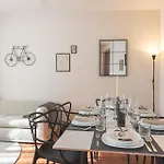 Apartament Skyline Retreat